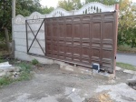 Какие откатные ворота выбрать для участка: размеры, материал, автоматика